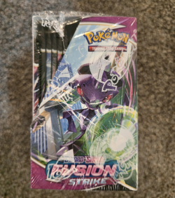 Pokemon TCG Sword & Shield Fusion Strike Booster Box w/ Case - Sealed - A2 - Image 2