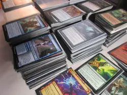 Large Lot of Common and Uncommon Magic the Gathering Cards - Image 4