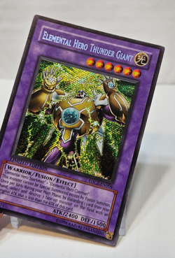 Elemental Hero Thunder Giant EHC2-EN004 Secret Rare Limited Edition Yugioh 7820 - Image 4
