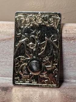 1999 Pokemon Charizard #6 24k Gold Plated Burger King Promo - Image 1