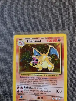 Pokemon Charizard 4/102 Base Set Unlimited Holo - Italian - NEAR MINT - Image 2