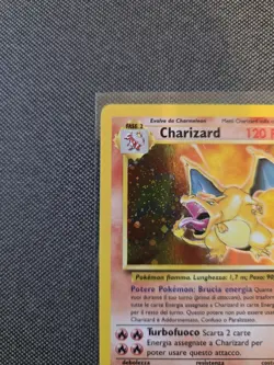 Pokemon Charizard 4/102 Base Set Unlimited Holo - Italian - NEAR MINT - Image 3