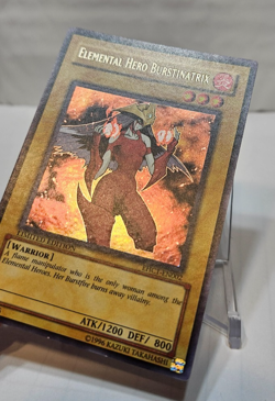 Elemental Hero Burstinatrix EHC1-EN002 Secret Rare Limited Edition Yugioh 7832 - Image 3