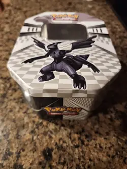 2011 Pokemon TCG Black & White Legends Zekrom EMPTY Premium Collectors Tin 820650131349 - Image 1