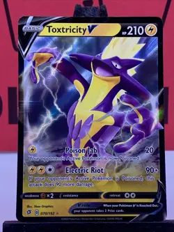 Toxtricity V 070/192 Swsh02: Rebel Clash Pokemon TCG Full Art Holo Rare 2020 NM - Image 3