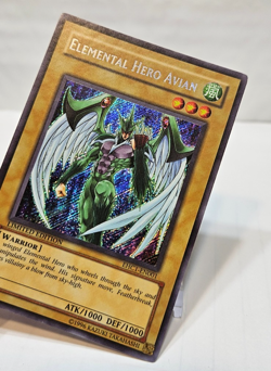 Elemental Hero Avian EHC1-EN001 Secret Rare Limited Edition Yugioh 7835 - Image 4