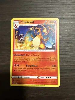 Charizard 025/185 Swsh04: Vivid Voltage Regular Pokemon Card - Image 1