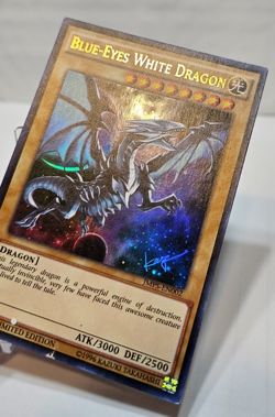 Blue-Eyes White Dragon JMPS-EN002 Ultra Rare Limited Edition Yugioh 7841 - Image 3