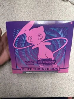 Nintendo Pokemon TCG: Sword & Shield Fusion Strike Elite Trainer Box 820650809330 - Image 1