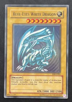 Yugioh Blue-Eyes White Dragon SDK-E001 Ultra Rare NM - Image 1