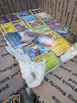 🔥 17lbs+ 4200+ UNSEARCHED Pokemon Bulk Lot! Holos Has Some Holos Cards LP/NM ✨ - Image 1