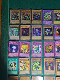 Yugioh Lot of 332 Cards. NO DOUBLES! Some Rares. Mostly Vintage Cards. Read - Image 3
