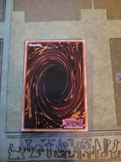 YUGIOH BLUE-EYES WHITE DRAGON MVP1-ENG55 GOLD 1ST ED NM ALT ART - Image 3