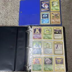 ULTRA PRO Pokemon Pikachu 3 Ring Binder & 90’s Charmander Card Book Holo Cards - Image 1