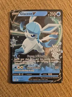 Pokemon 2023 Holiday Advent Calendar Glaceon v 040/203 Holo Rare - Image 1