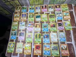 Lot Of 38 Pokemon Cards 1995,96,98 Nintendo, GAMEFREAK - Image 1