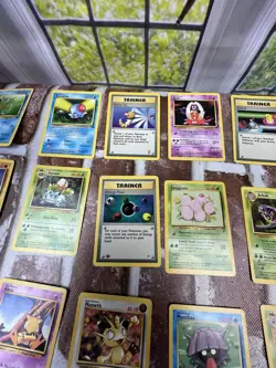 Lot Of 38 Pokemon Cards 1995,96,98 Nintendo, GAMEFREAK - Image 4