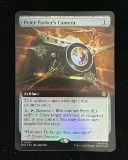 2025 Magic The Gathering MTG EN Borderless R 0280 Peter Parker's Camera KM035 - Image 1