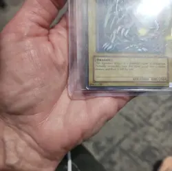 Yu-Gi-Oh Blue-Eyes White Dragon Rare Holo Card SDK-001 - Image 2
