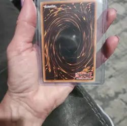 Yu-Gi-Oh Blue-Eyes White Dragon Rare Holo Card SDK-001 - Image 5