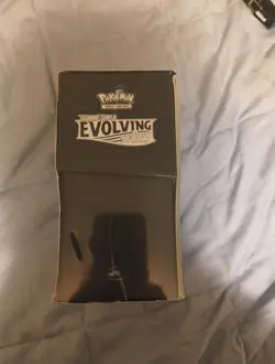 Pokemon TCG Sword and Shield Evolving Skies Elite Trainer Box ETB Sealed - Image 4