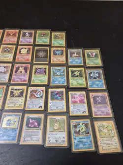 MUST SEE Vintage pokemon WOTC lot of 300+ cards with 1st ed ,Holograms and more! - Image 3