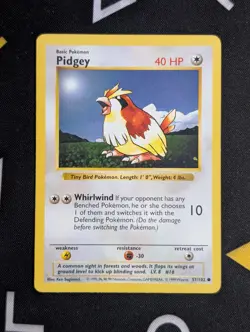 Pidgey 57/102 Shadowless - 1999 Base Set Pokemon Card - NM - Image 1