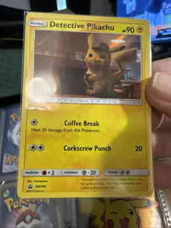 Pokemon TCG Detective Pikachu Detective Pikachu SM190 Promo Promo Holo H29 - Image 1