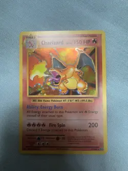 2016 POKEMON CARD XY EVOLUTIONS CHARIZARD HOLO #11/108 - Image 1
