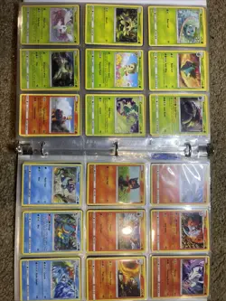 Pokemon Shining Legends - Near Complete Set - - Image 1