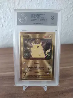 Pokemon Karte Pikachu 58/102 Gold Metall Celebrations Englisch OVP - Image 1