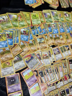Lot 500+ Vintage POKEMON Cards Base Set, Fossil, Jungle NO HOLOS With 3 Slabs - Image 4
