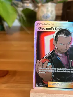Pokemon -Giovanni's Exile - 67/68 - Full Art Supporter - Trainer - Hidden Fates - Image 5