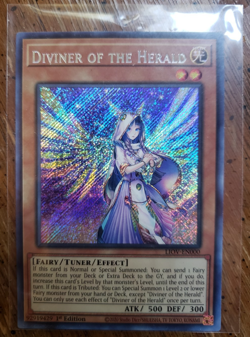 Yugioh! Diviner of the Herald LIOV-EN000 Secret Rare 1st Ed NM/LP - Image 1
