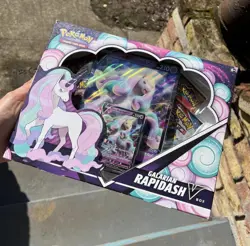 2021 Pokemon Galarian Rapidash V Box set 820650100512 - Image 1