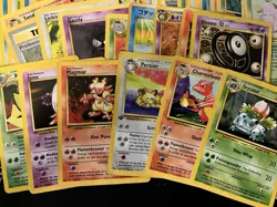 Pokemon TCG 2000 Base Set 32 card lot - uncommon, LP/NM, Bulbasaur Squirtle - Image 1