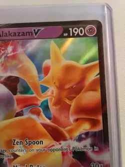 Alakazam V Promo SWSH083 Vivid Voltage Holo V Rare Pokemon Card NM - Image 3