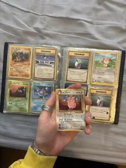 original pokemon vintage binder and rare vintage cards- mix of rare/holo/common - Image 4