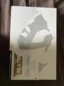 Pokemon Sword & Shield Charizard Ultra Premium Collection Box Sealed (blemish) 820650851117 - Image 1