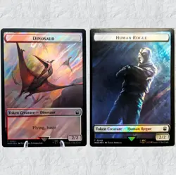 MTG Dinosaur\Human Rogue Token (Surge Foil) NM Universes Beyond: Doctor Who - Image 1