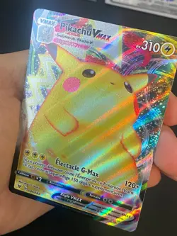 CARTE POKEMON PIKACHU VMAX 044/185 FR ULTRA EB VOLTAGE ECLATANT - NEUF - Image 2