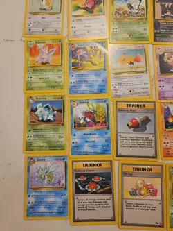 Lot Of 20 Pokemon Cards - Image 4