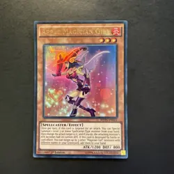 Apple Magician Girl - MVP1-ENG15 - 1st Edition - Ultra Rare - Yu-Gi-Oh - Image 1