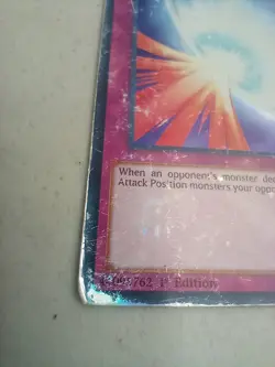 Yugioh Mirror Force 1st Edition YGLD-ENB33 Ultra Rare Card - Image 4