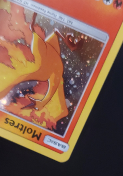 Moltres Cosmo Holo SM 143 Light Play [Sun & Moon Promos:Pokemon] - Image 4
