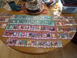 Lot of 159 Yu-gi-oh Cards 1996 Some foils - Image 1