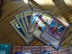 Lot of 159 Yu-gi-oh Cards 1996 Some foils - Image 5