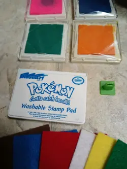 Vintage Pokemon Rose Art Set of 147 Rubber Stamps with Ash Carrying Case 1999 - Image 3