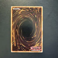 Dark Magician - YUCB-EN001 - Limited Edition - Ultra Rare - Yu-Gi-Oh! - Image 2