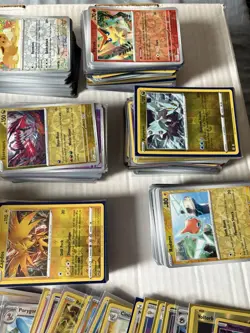 POKEMON TCG Lot Of 800+ Reverse Holo Bulk Cards - Image 5